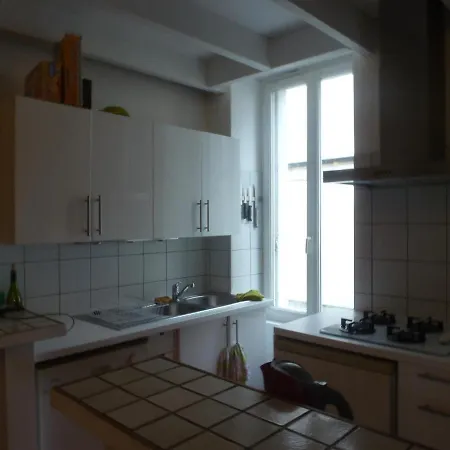 Townhouse 800 Meters From The Thermal Baths Rochefort (Charente-Maritime)