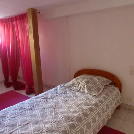 Semesterbostad Townhouse 800 Meters From The Thermal Baths